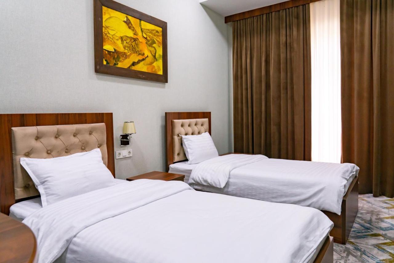 Macan Terrace Hotel Tasken Kültér fotó