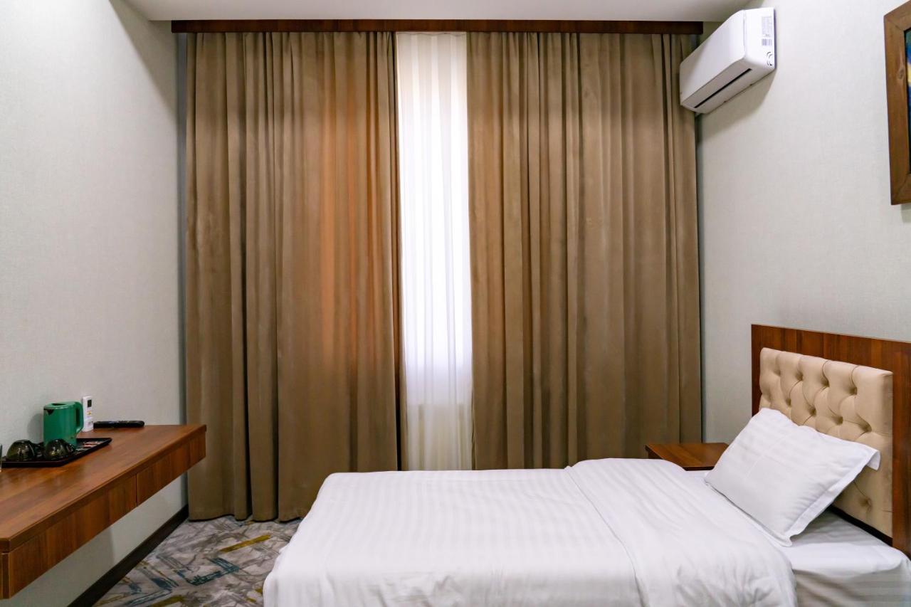 Macan Terrace Hotel Tasken Kültér fotó