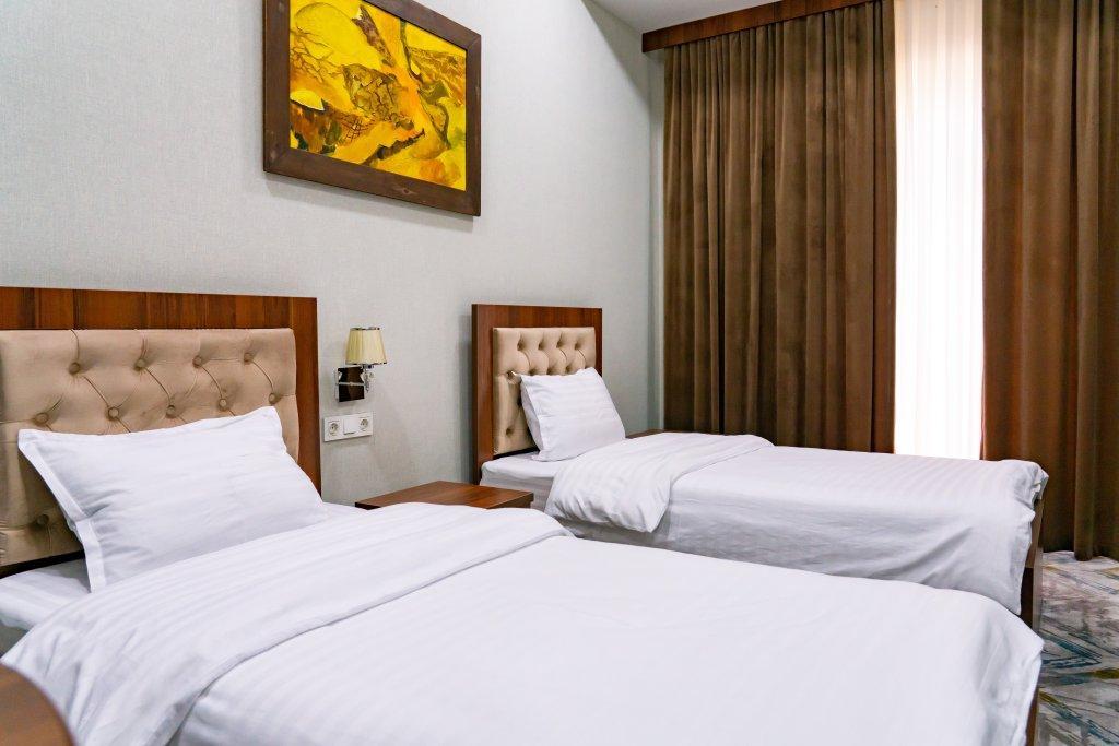 Macan Terrace Hotel Tasken Kültér fotó